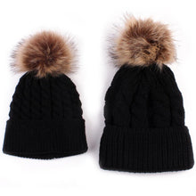 Load image into Gallery viewer, Mom And Baby Knitted Beanie Set