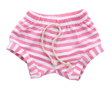 Load image into Gallery viewer, Striped Shorts
