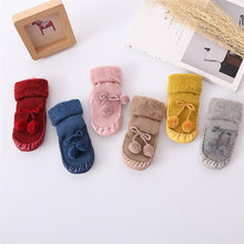 Load image into Gallery viewer, Fluffy Slipper Shoes
