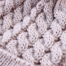 Load image into Gallery viewer, Mom And Baby Knitted Beanie Set
